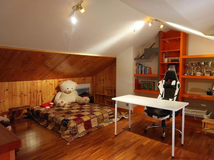 Chalet Urbano En Salamanca Santa Marta de Tormes Exteriör bild