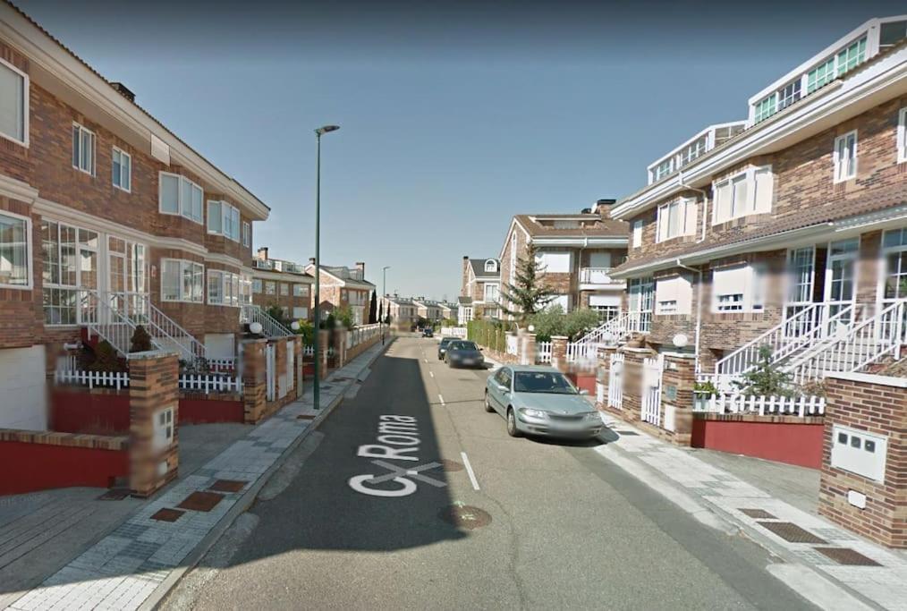 Chalet Urbano En Salamanca Santa Marta de Tormes Exteriör bild