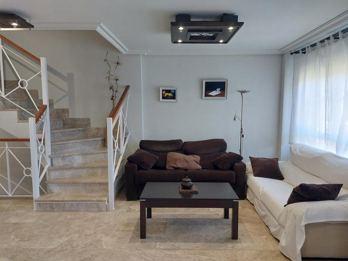 Chalet Urbano En Salamanca Santa Marta de Tormes Exteriör bild
